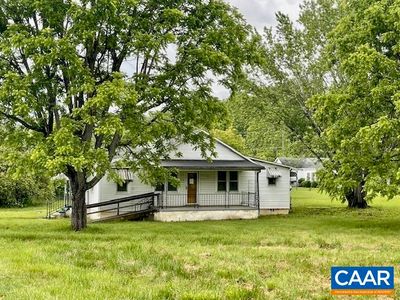 24 E 1st St, Craigsville, VA, 24430