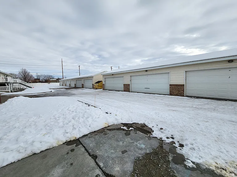 2450 Virlow St Apt 1 - 17_01142025