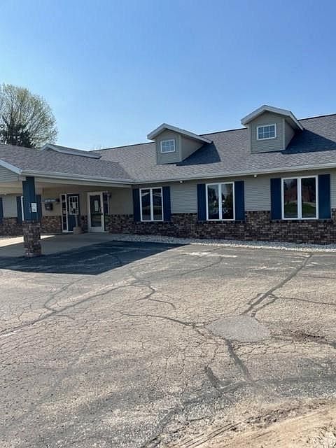 1st image of 301 S Roosevelt Dr Ste B