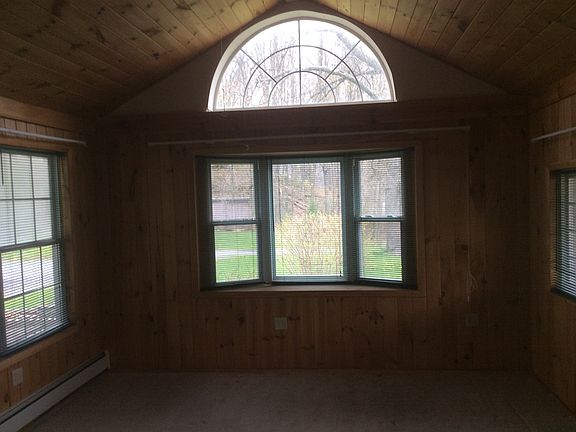 Main Floor Bedroom/Living Rm