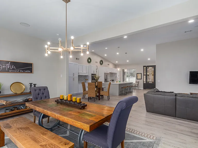10829 N Pinto Dr — Photo 6