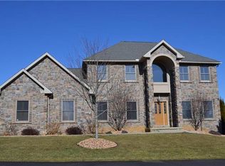 1460 Fox Run Rd, Easton, PA 18040