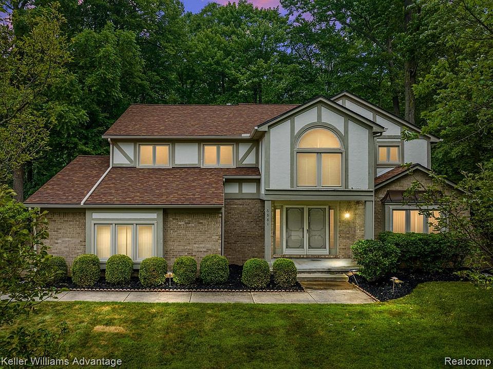 6981 Indian Creek Dr, West Bloomfield, MI 48322 Zillow