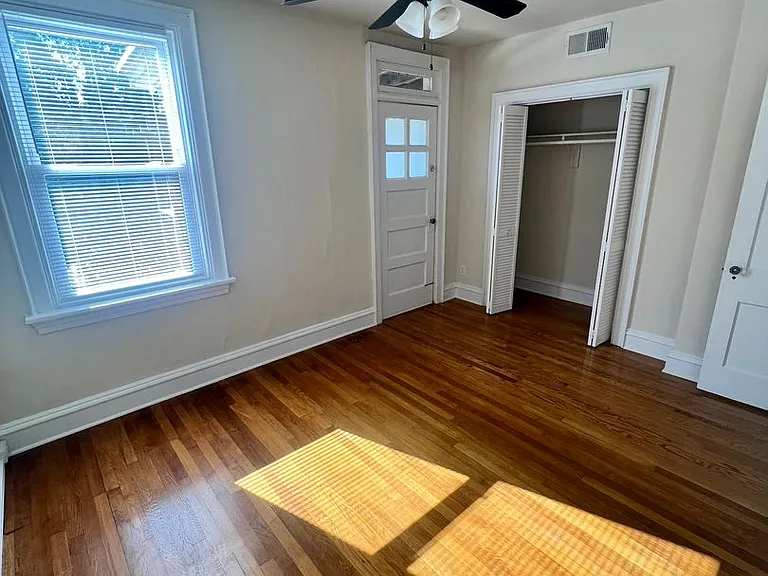 3309 W Grace Street — Photo 13