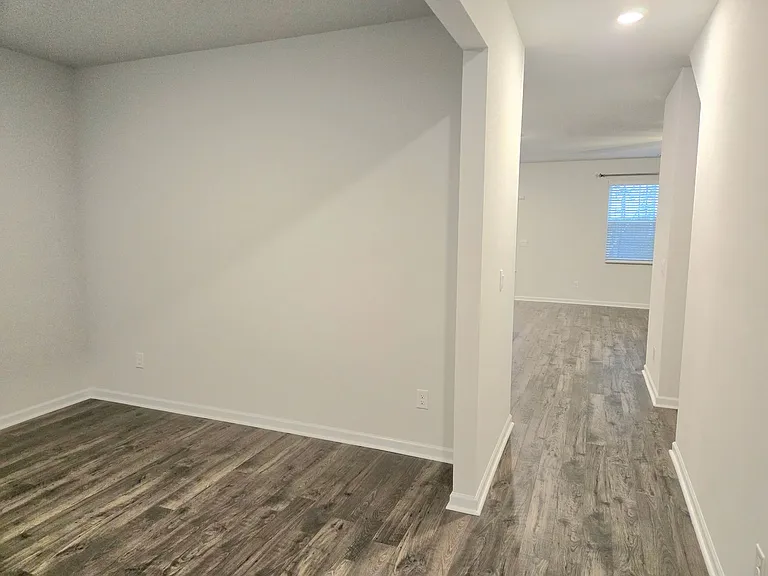 4828 Southwind Rd — Photo 6