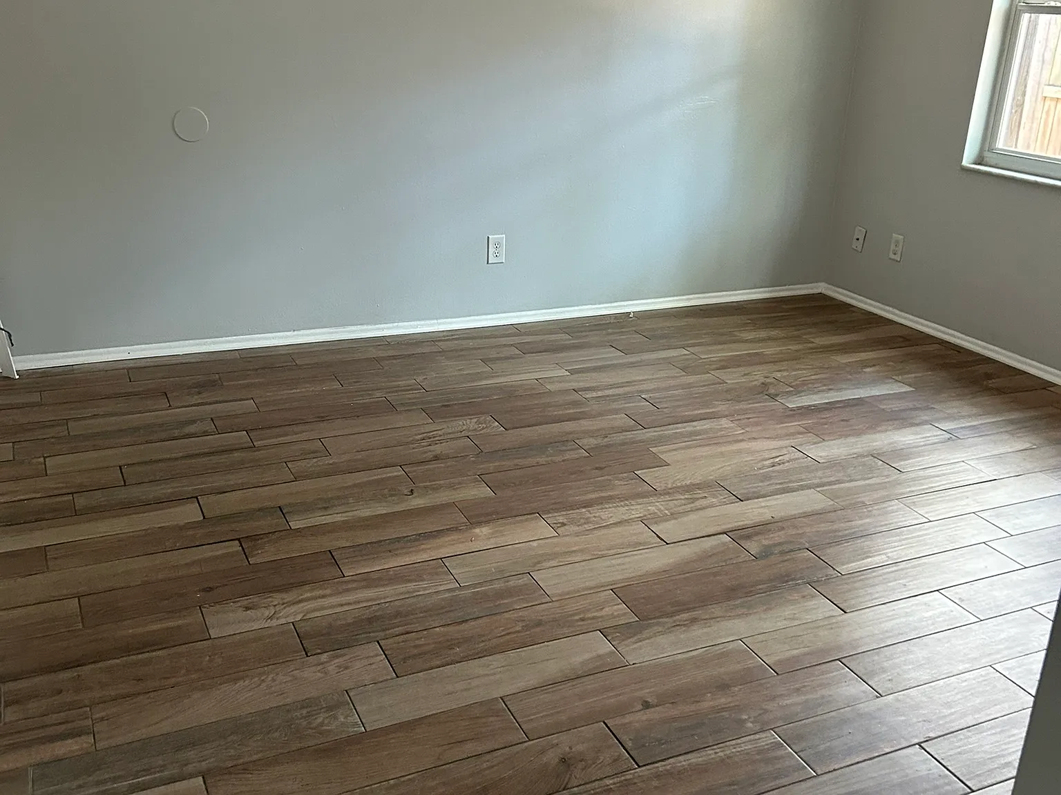2 bed, 850 sqft, $1,600 — Photo 3