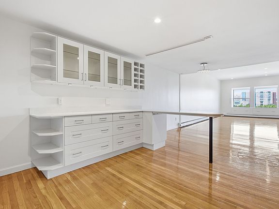 5th image of 190 Beacon St APT 7