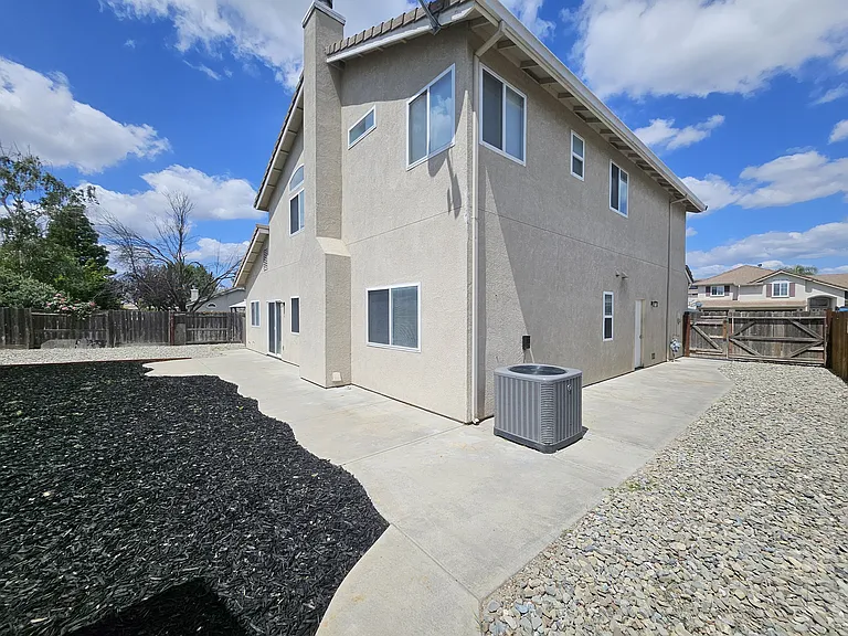 1836 Winding River Ct — Photo 57