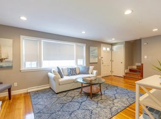 24 Woodbrier Rd, West Roxbury, MA 02132