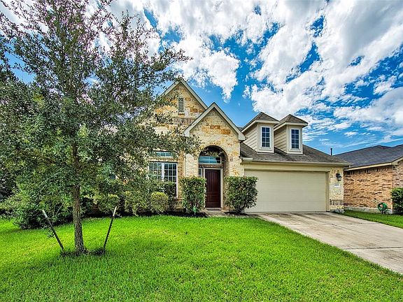 2nd image of 18303 Palisade Rock Ct