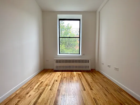 Rented by Bohemia Realty Group | media 33