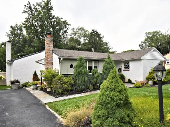 2828 Leon Ave, Norristown, PA 19403