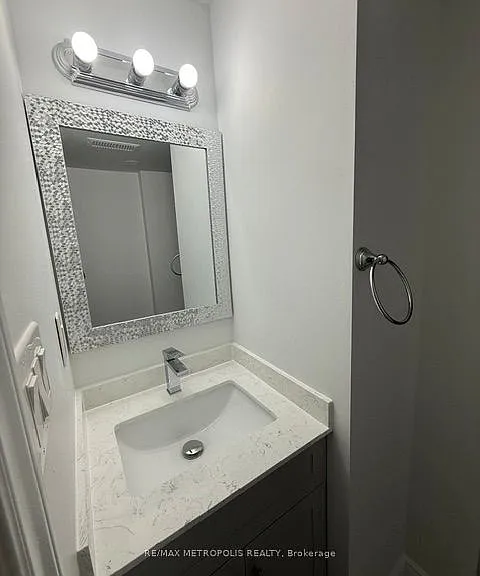 4 Nelly Ct #BASEMENT — Photo 5