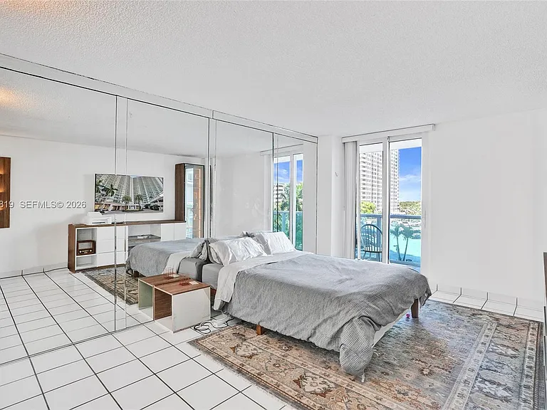 100 Bayview Dr #401 — Photo 22