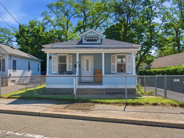 84 Main Street, Garnerville, NY 10923