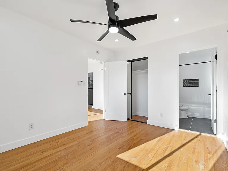 1537 Glenwood Dr — Photo 15
