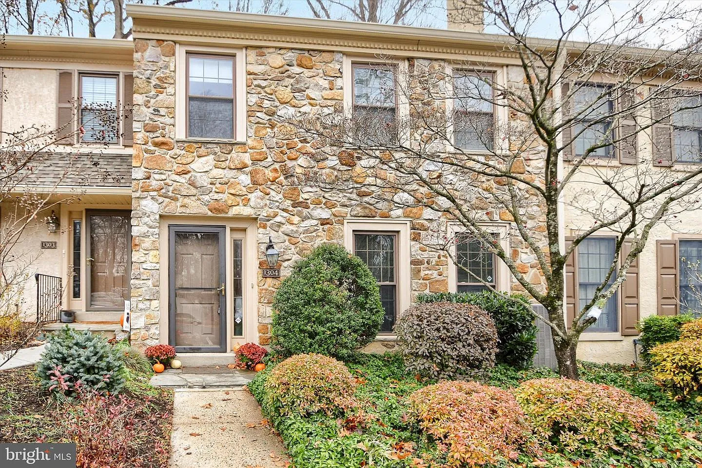 1304 Weatherstone Dr #1304 photo 1