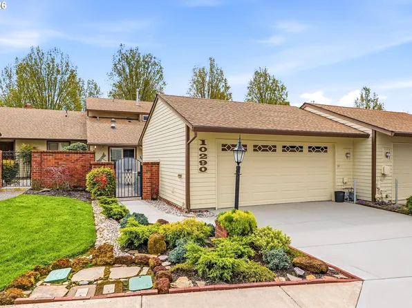 10290 SW Greenleaf Ter, Tigard, OR 97224