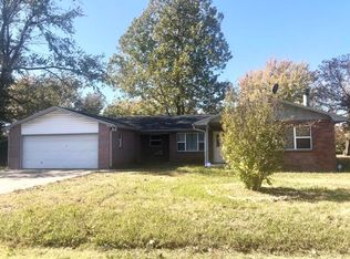 929 N 2nd St, Jay, OK 74346