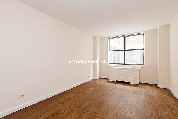 Rented by Mirador Real Estate | media 25