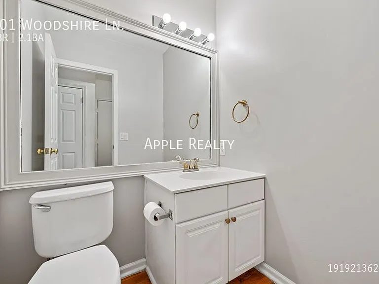 101 Woodshire Ln — Photo 13