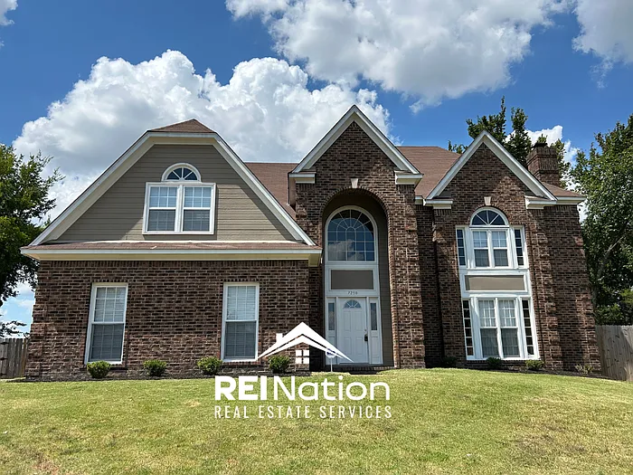 4 bed, 2.5 bath, 3082 sqft, $2,650 — Photo 1