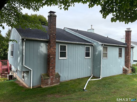 2nd image of 9 Valley View Drive #9