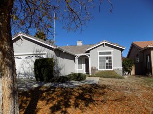 3024 Cambridge St, Hemet, CA 92545