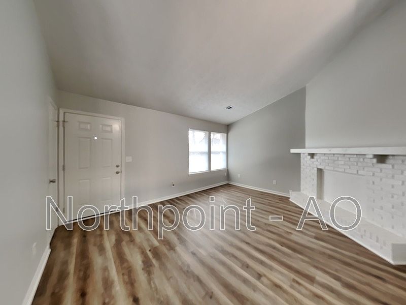 2443 Leslie Brook Dr, Decatur, GA 30035 Zillow