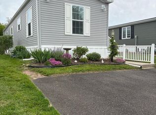 116 Parkside Ct, North Wales, PA