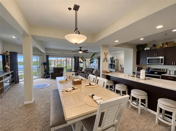 184 E Palisades Condo Dr #2 A, Lake Ozark, MO 65049