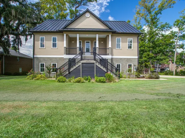 2003 Wharf Landing Ct, North Charleston, SC 29418