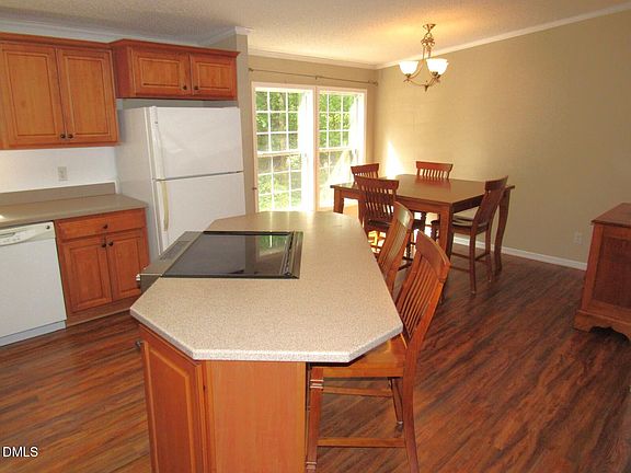 4th image of 351 Winding Acres Way