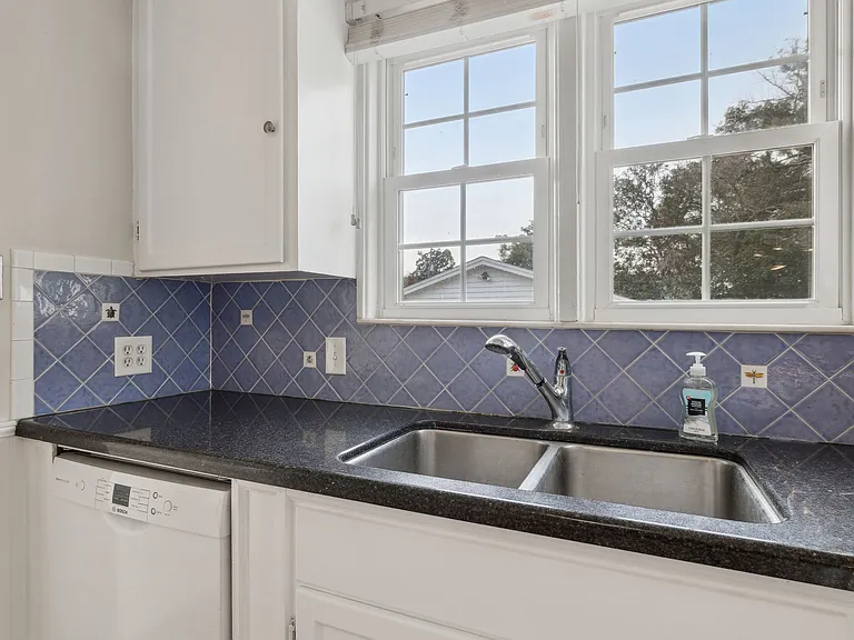 4164 Marquette Ave — Photo 26