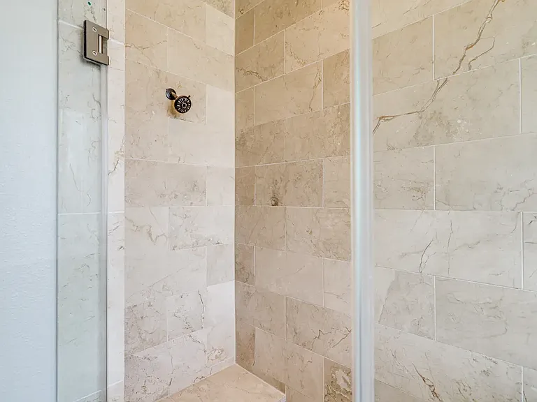 1613 Bonner East St — Photo 15