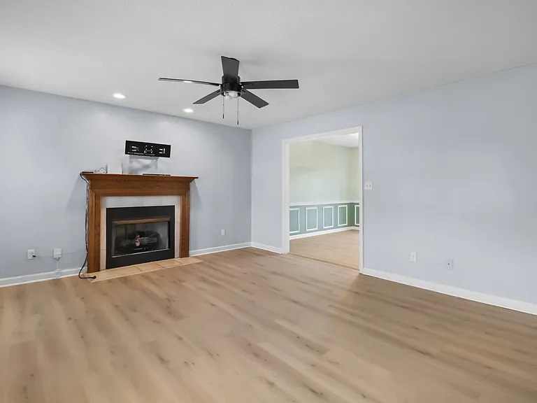 934 Hedge Apple Dr — Photo 17