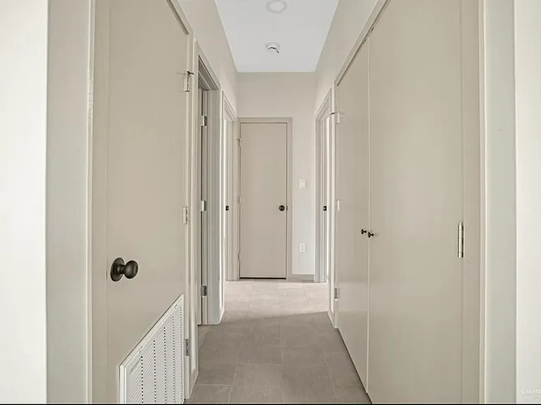 1414 S Michigan St #2-4 — Photo 4