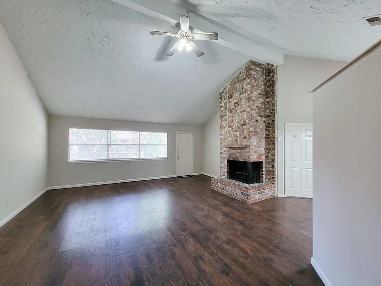 9415 Beckford Dr — Photo 11