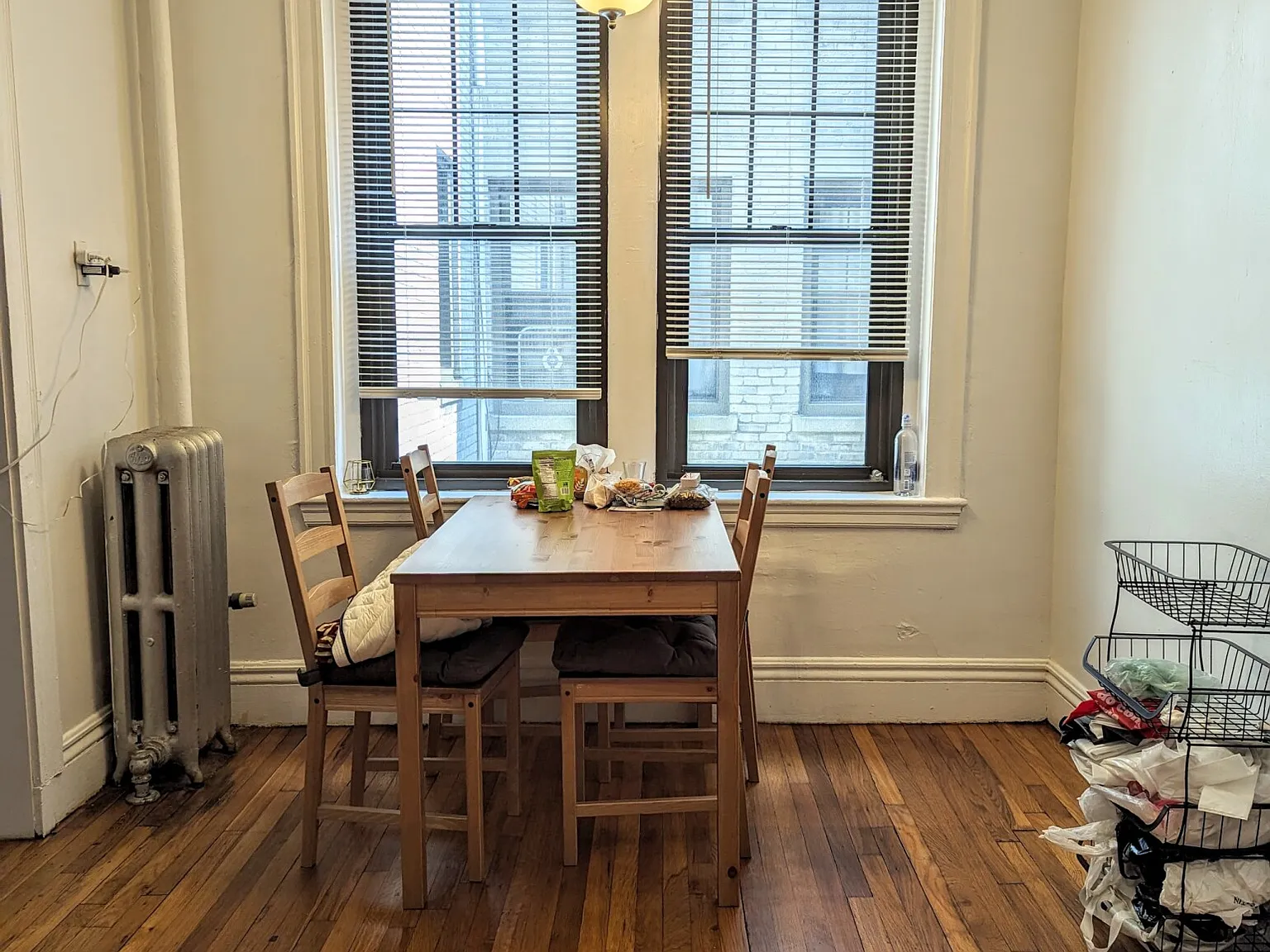 2 bed, 1.0 bath, 729 sqft, $2,500 — Photo 2