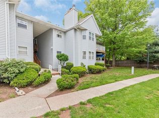 399 Keswick Dr, Piscataway, NJ 08854