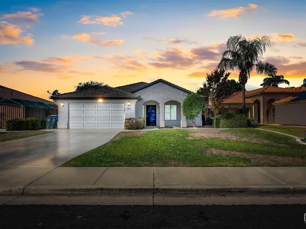 6607 Radio Flyer Dr, Bakersfield, CA 93312