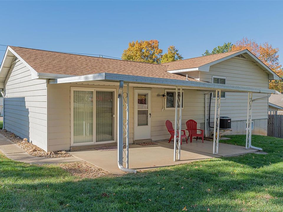 1411 E 6th St, Washington, MO 63090 Zillow