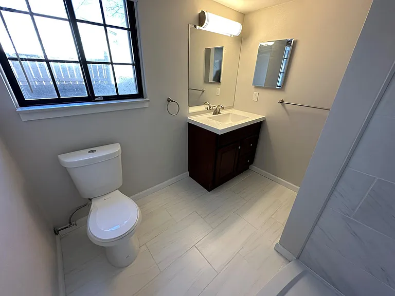 102 N Washington Ave — Photo 9