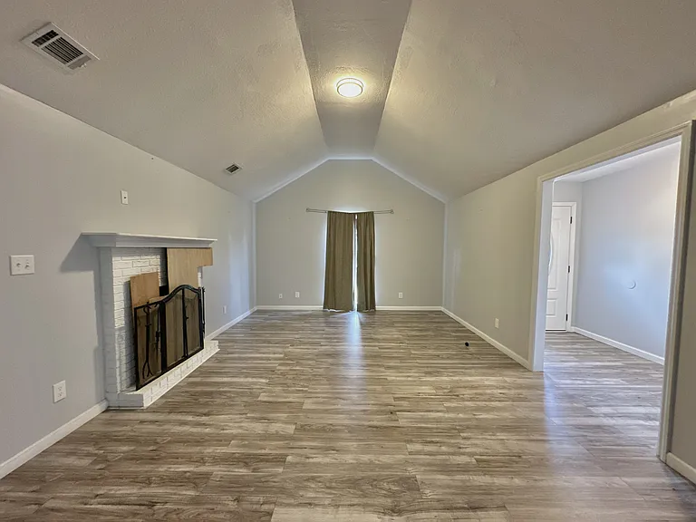 1111 Timber Line Dr — Photo 9