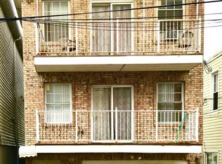 8 Front St #3, Jersey City, NJ 07302
