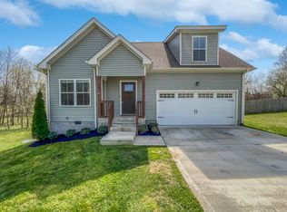 104 Canyon Dr, Clarksville, TN 37042