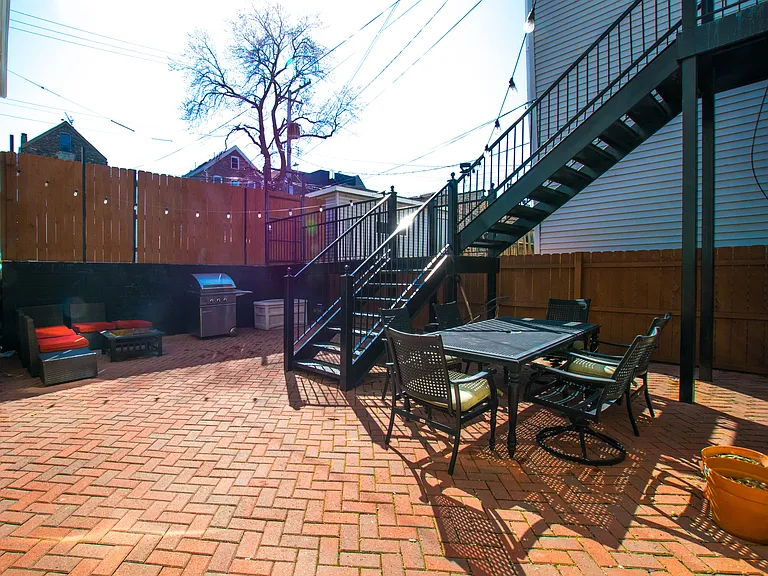 1723 W 18th Pl #2 — Photo 15