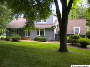 73 Hillyer Cir, Middletown, NJ 07748