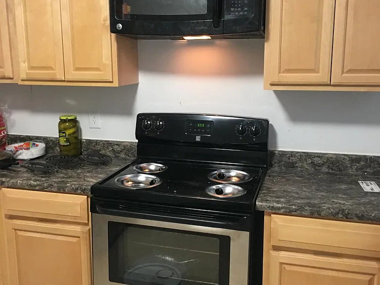 118 E McCulloch St #A — Photo 5