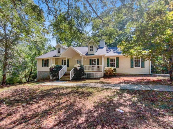 136 Duncans Mill Dr, Locust Grove, GA 30248